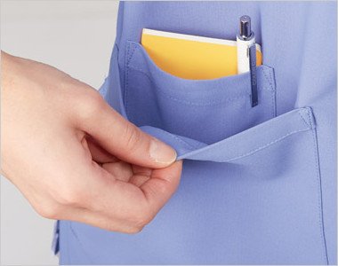 収納に便利なダブルポケット