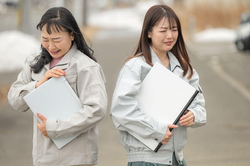 地味な印象になる