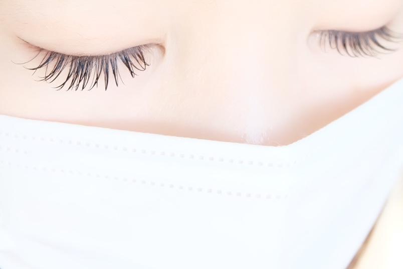 意識的にまばたきを増やす