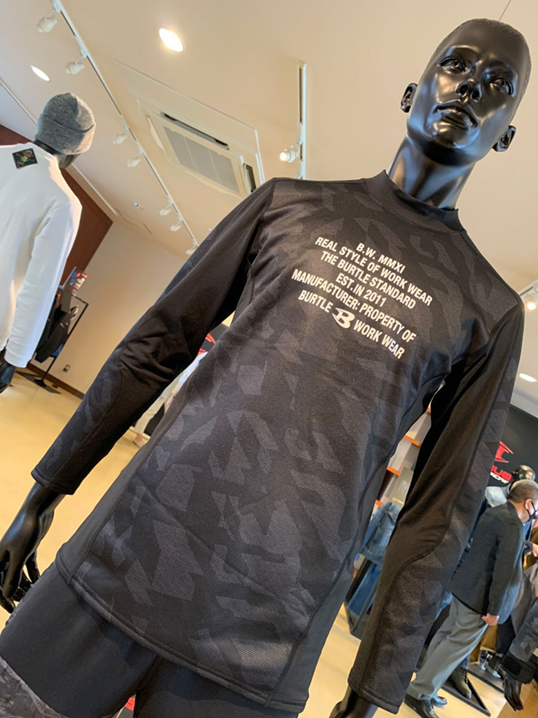 バートル4061ストレッチ防風フィッテッド（スプリッドブラック）アップ