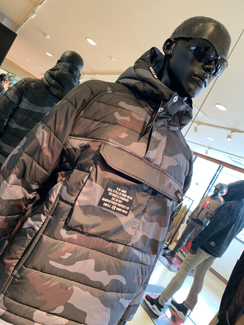 バートル4062防寒アノラックパーカ（カモフラブラック）アップ