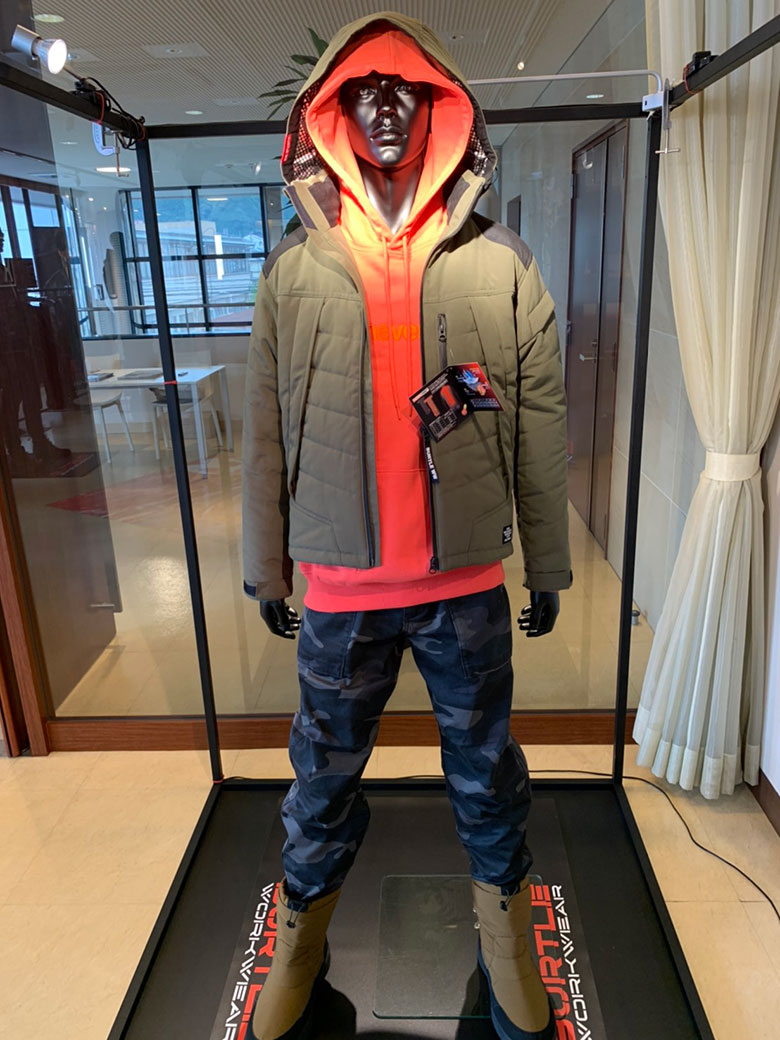 上着：バートル5270防寒ジャケット（アーミカーキ）全体