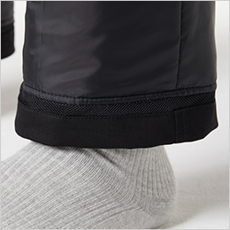 裾は丸洗いウォッシャブル(水抜き)仕様